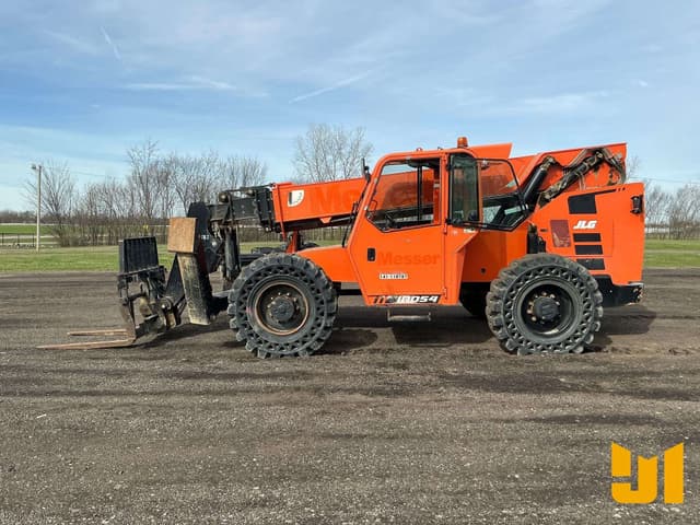 Image of JLG 10054 equipment image 3