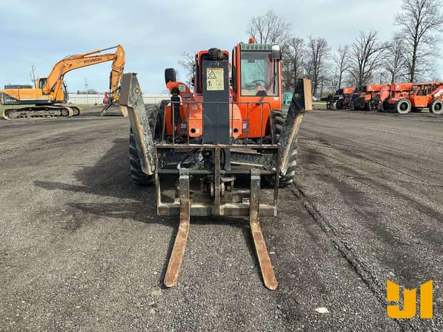 Image of JLG 10054 equipment image 1