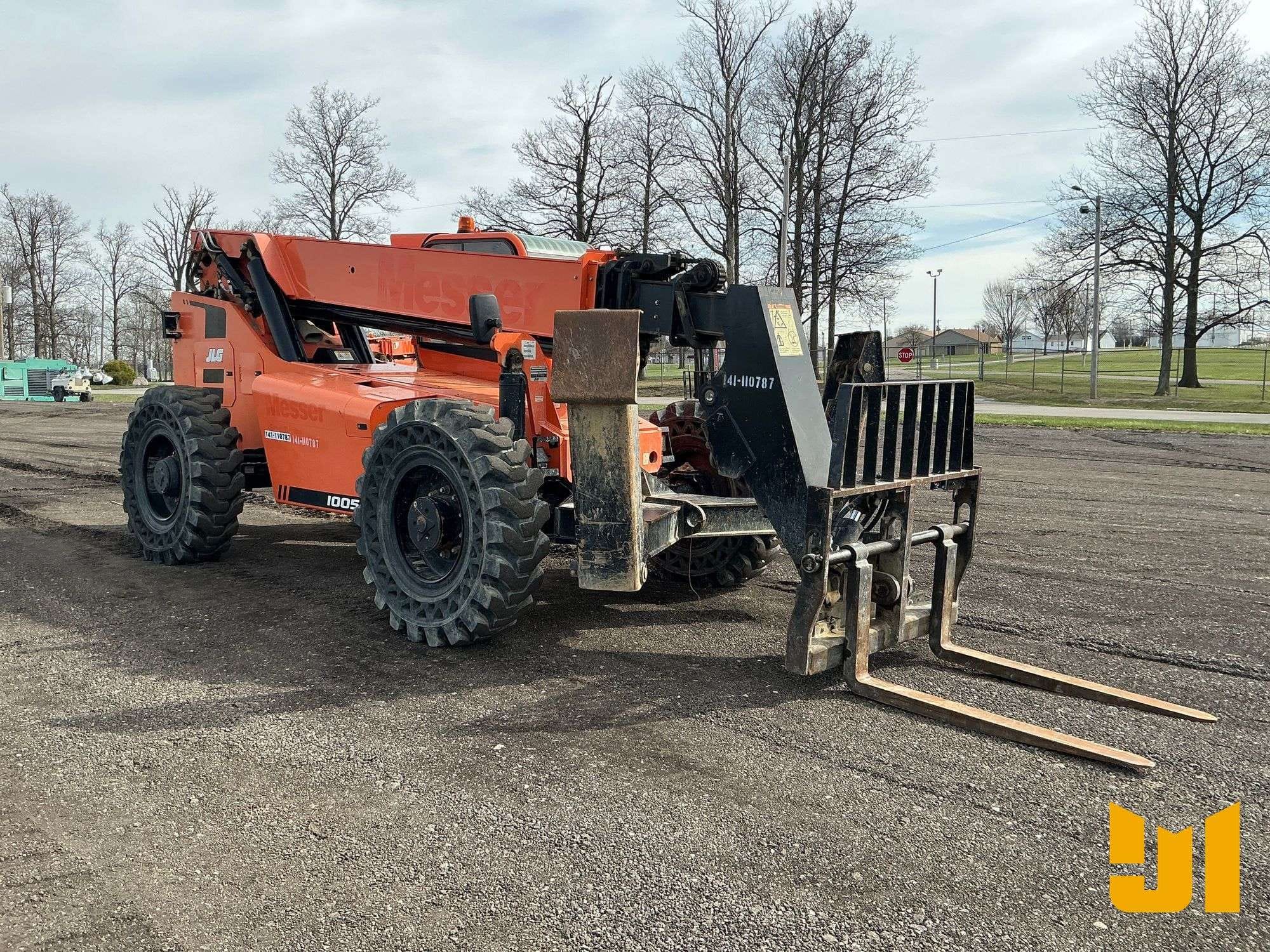 2019 JLG 10054 Equipment Image0