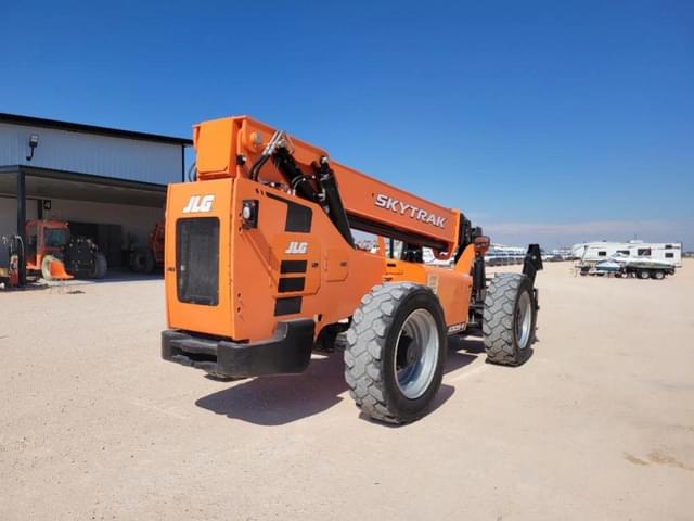 Image of JLG 10054 equipment image 4