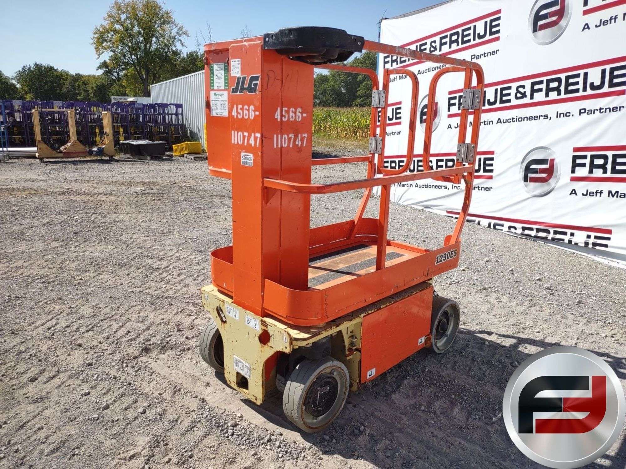 2019 JLG 1230ES Equipment Image0