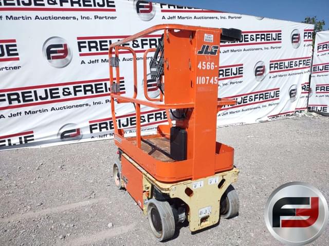 Image of JLG 1230ES equipment image 2