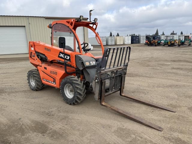 Image of JLG 3013 equipment image 1