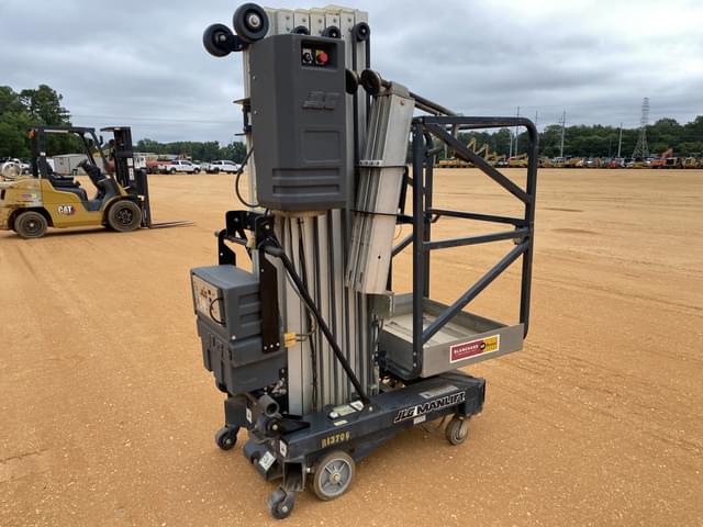 Image of JLG 30AMDC equipment image 3