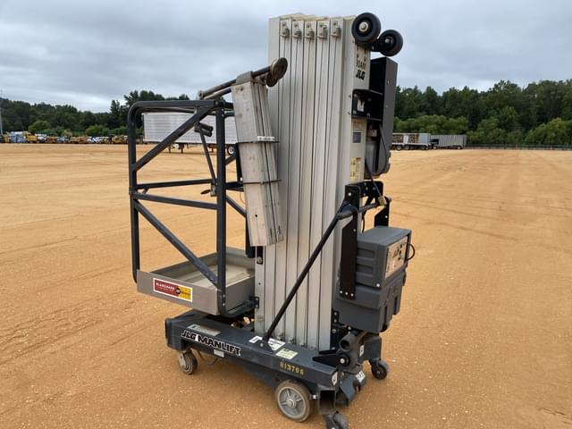 Image of JLG 30AMDC equipment image 1
