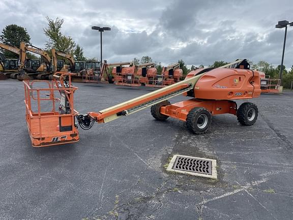 Image of JLG 400S equipment image 3