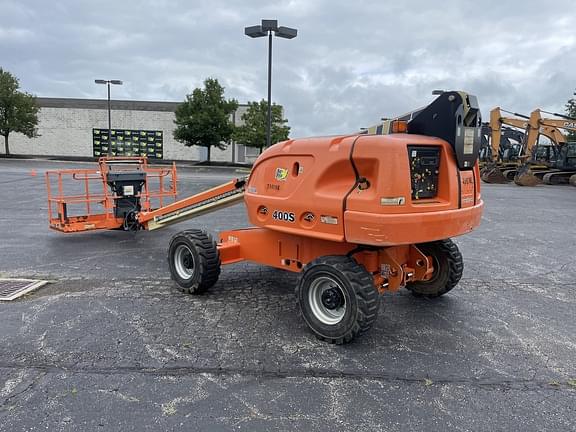 Image of JLG 400S equipment image 2