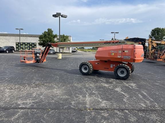 Image of JLG 660SJ equipment image 3