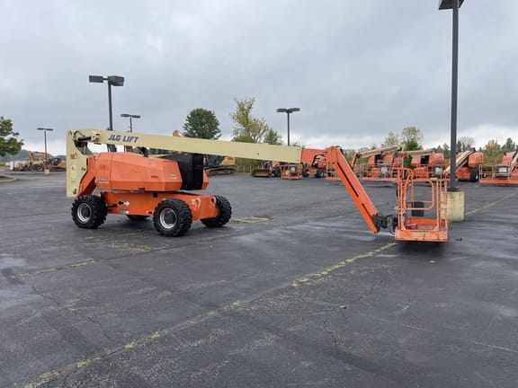 Main image JLG 800AJ