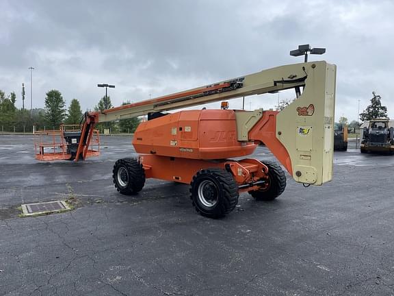 Image of JLG 800AJ equipment image 2