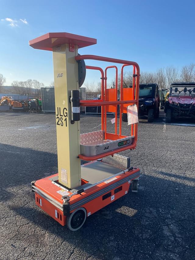 Image of JLG Eco Lift 70 equipment image 2