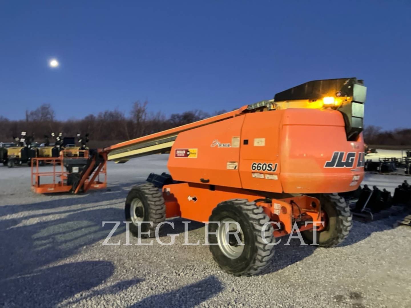 2019 JLG 660SJ Equipment Image0