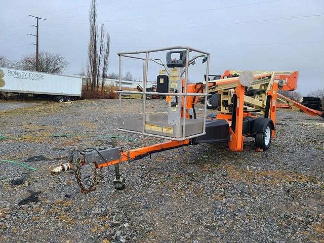 Image of JLG T350 equipment image 1