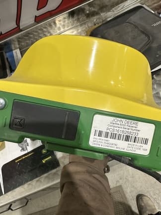 Image of John Deere StarFire 6000 equipment image 4