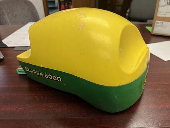 Image of John Deere StarFire 6000 Image 0