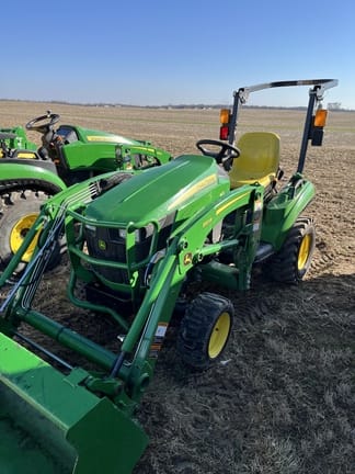 2019 John Deere 1023E Equipment Image0