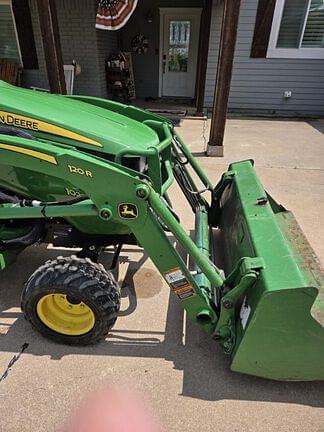Image of John Deere 1023E equipment image 3