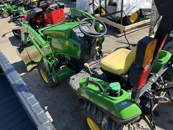 Image of John Deere 1023E equipment image 4