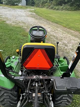 Image of John Deere 1023E equipment image 1