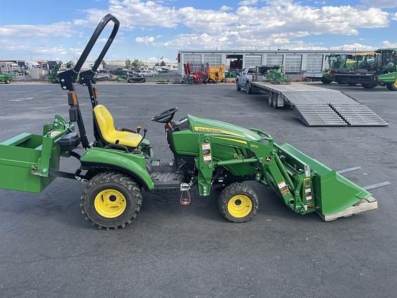 Image of John Deere 1023E equipment image 1