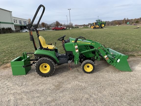 Main image John Deere 1023E
