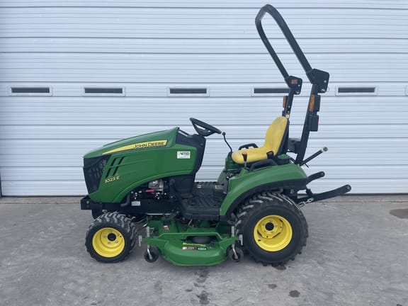Main image John Deere 1023E