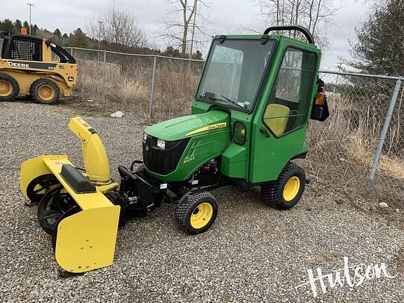 Image of John Deere 1023E equipment image 4