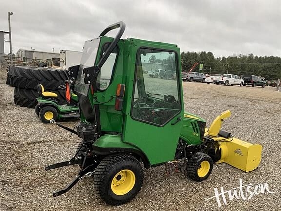 Image of John Deere 1023E equipment image 2