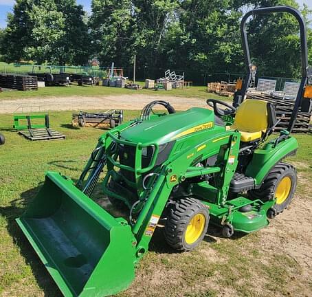 Image of John Deere 1023E equipment image 1