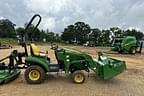 Image of John Deere 1023E equipment image 3