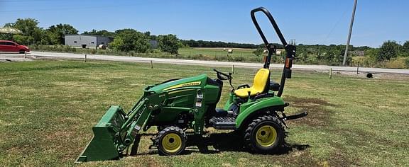 Image of John Deere 1023E equipment image 1