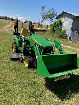 Image of John Deere 1023E equipment image 2