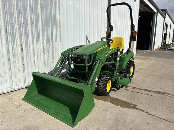 Image of John Deere 1023E equipment image 1