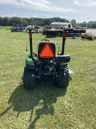 Image of John Deere 1023E equipment image 2