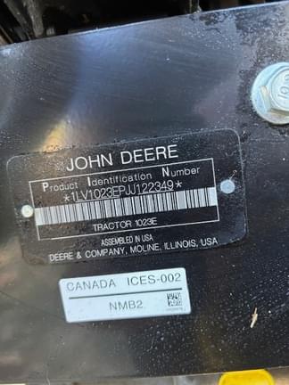 Image of John Deere 1023E equipment image 2
