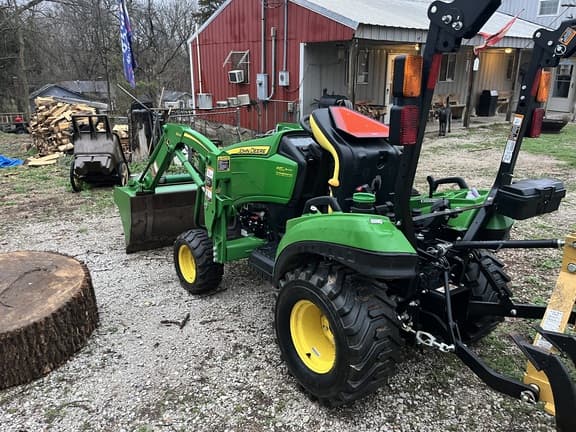Image of John Deere 1023E equipment image 2