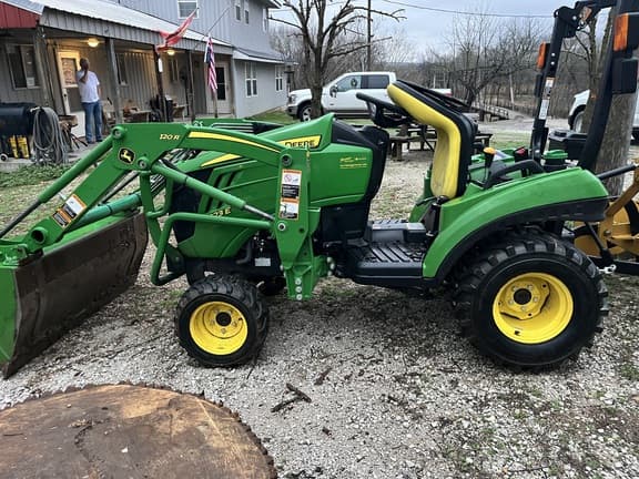 Image of John Deere 1023E equipment image 1