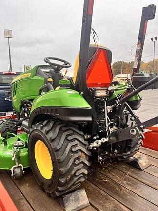 Image of John Deere 1023E equipment image 1