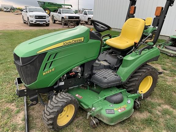 Image of John Deere 1023E Primary image