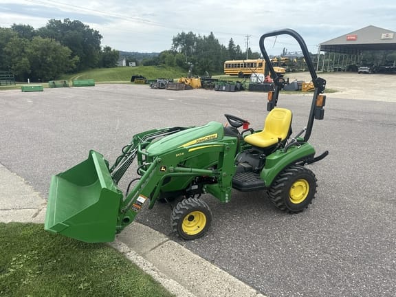 2019 John Deere 1023E Equipment Image0