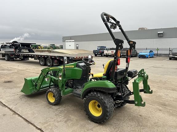 Image of John Deere 1023E equipment image 2