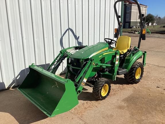 Image of John Deere 1023E equipment image 1