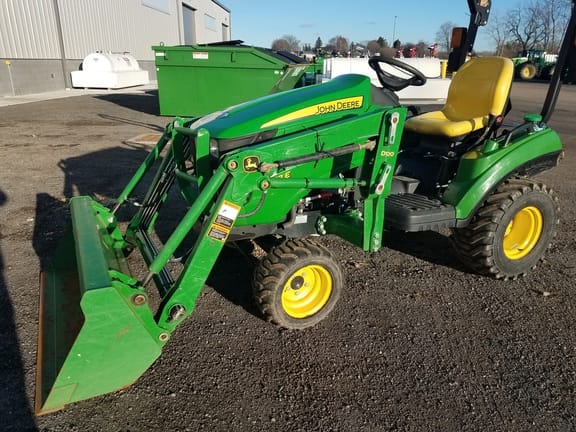 Main image John Deere 1023E