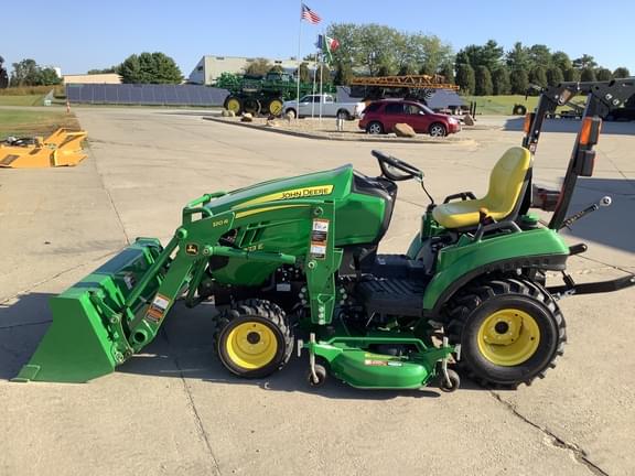 Image of John Deere 1023E equipment image 3