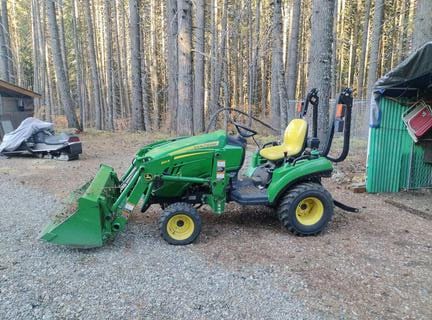2019 John Deere 1023E Equipment Image0