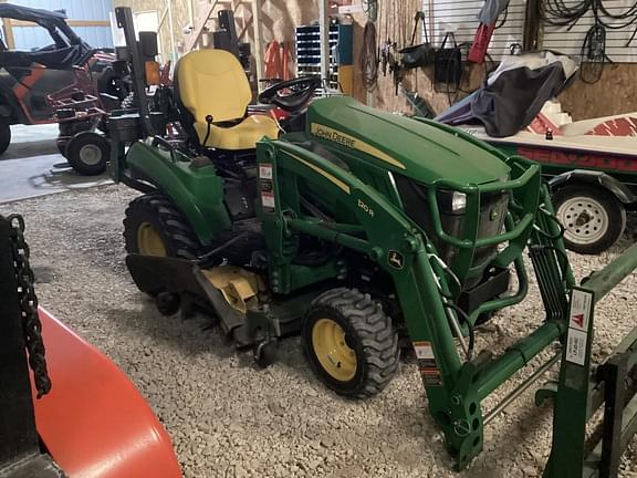 Image of John Deere 1023E equipment image 3