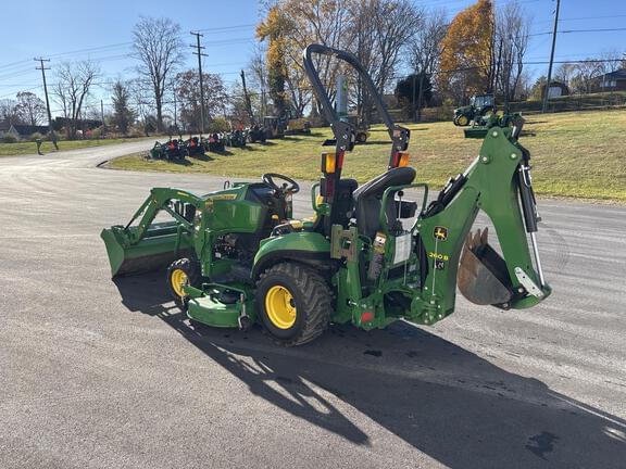 Image of John Deere 1023E equipment image 4