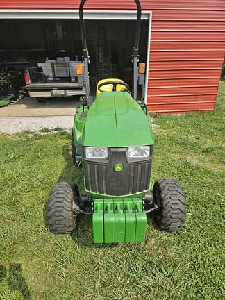 Image of John Deere 1023E equipment image 2