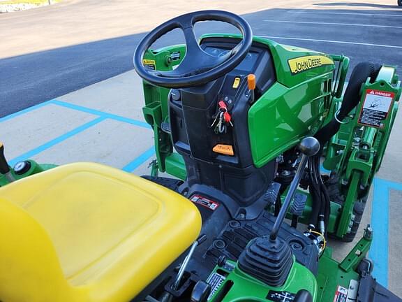 Image of John Deere 1023E equipment image 2