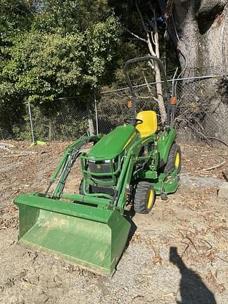 Image of John Deere 1023E equipment image 2